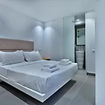 Walk To Naousa, 5br Pool Villa,villa Yagha Villa