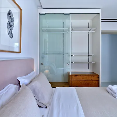 Walk To Naousa, 5br Pool Villa,villa Yagha Βίλα