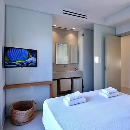 Villa Walk To Naousa, 5Br Pool Villa,Villa Yagha