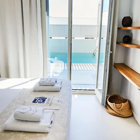 Walk To Naousa, 5br Pool Villa,villa Yagha 纳乌萨