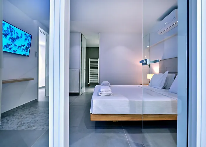 Walk To Naousa, 5Br Pool Villa,Villa Yagha * Naousa (Paros)