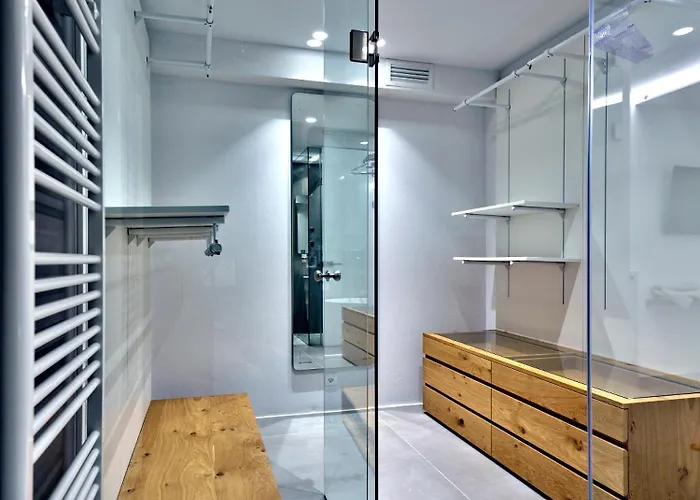 Villa Walk To Naousa, 5Br Pool Villa,Villa Yagha