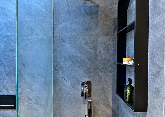 Villa Walk To Naousa, 5Br Pool Villa,Villa Yagha *