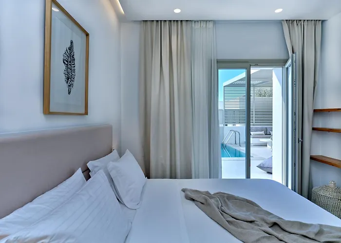 Villa Walk To Naousa, 5Br Pool Villa,Villa Yagha Naousa (Paros)