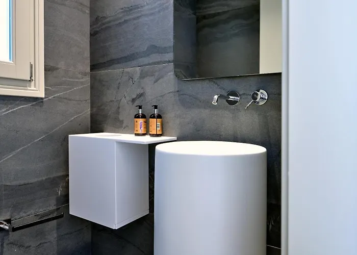 Villa Walk To Naousa, 5Br Pool Villa,Villa Yagha